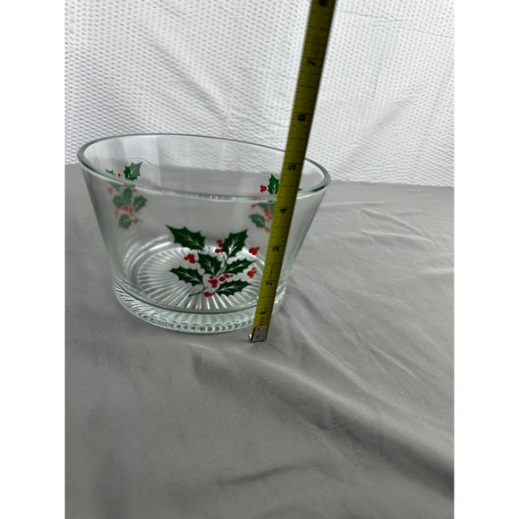 Vintage Indiana Glass Christmas Holly Berry Glass Bowl Holiday Serving Dish - Picture 6 of 7